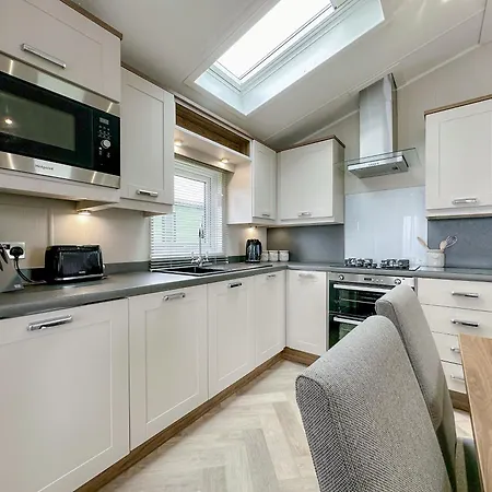 Sheraton Caravan *
